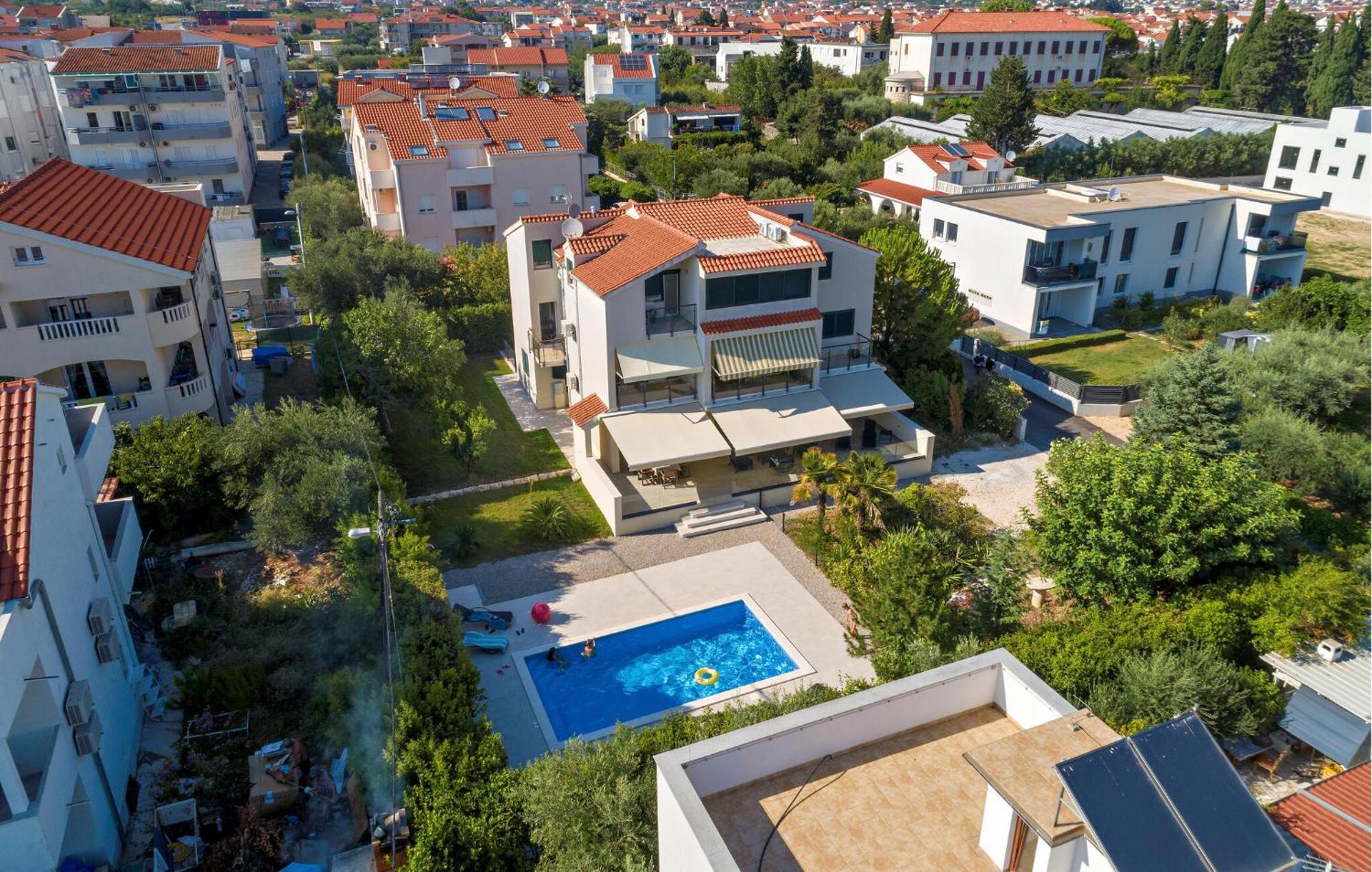 Amazing Home In Kastel Stafilic Kastela Exterior photo