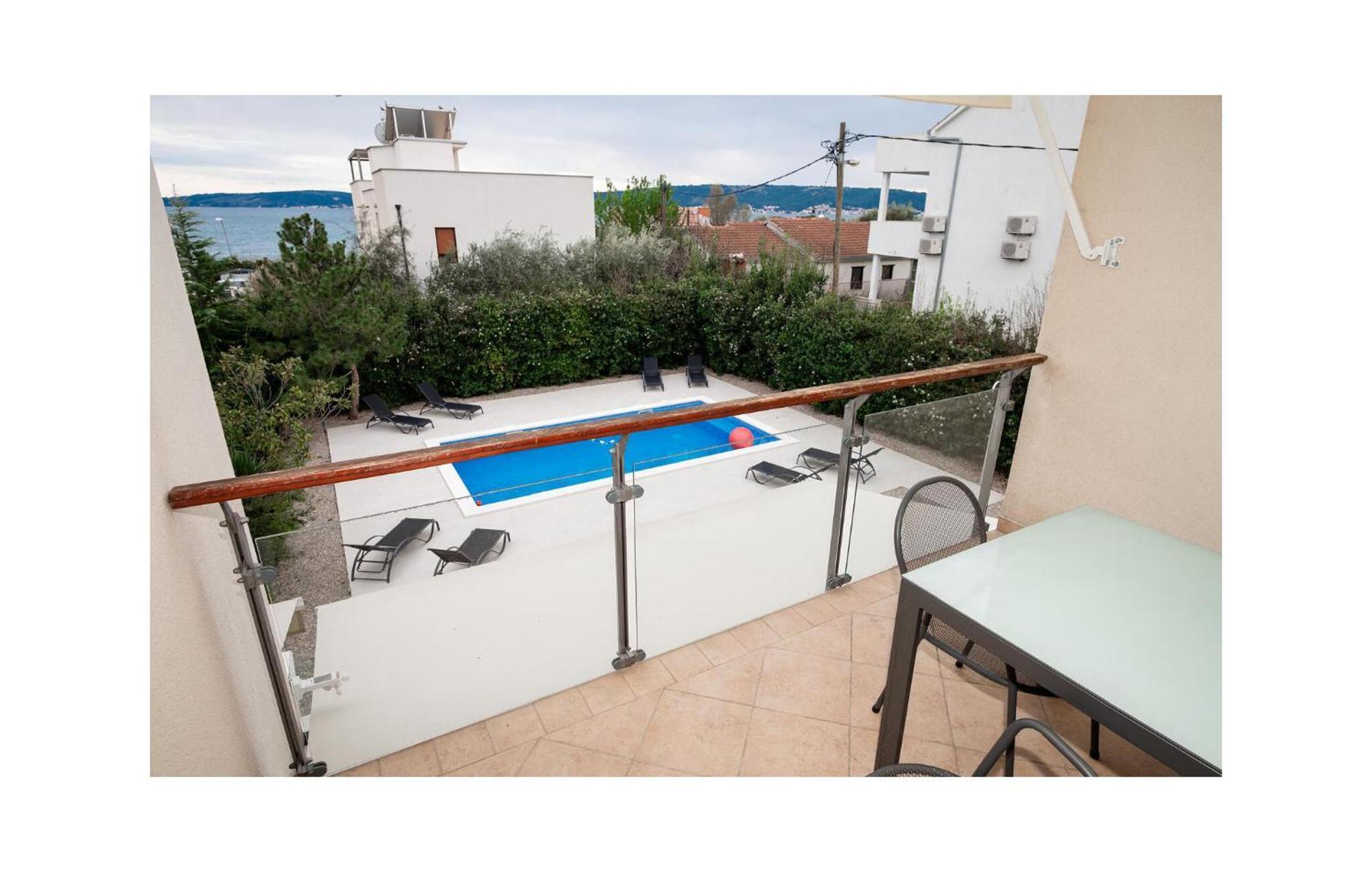 Amazing Home In Kastel Stafilic Kastela Exterior photo